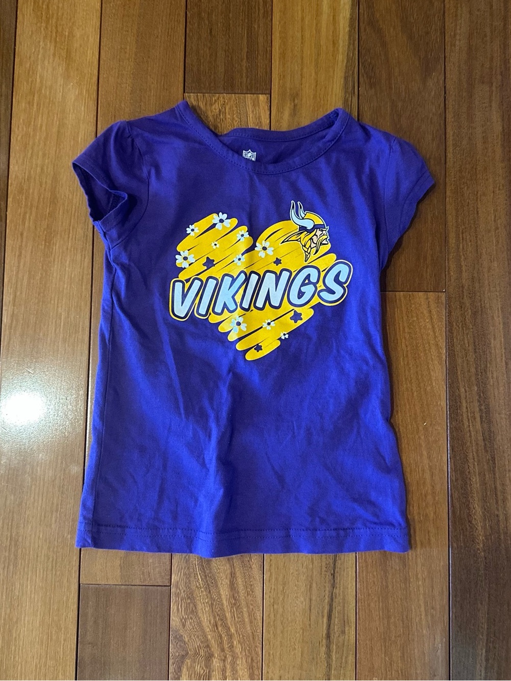 NFL Purple Tee with Yellow Vikings Heart Graphic
